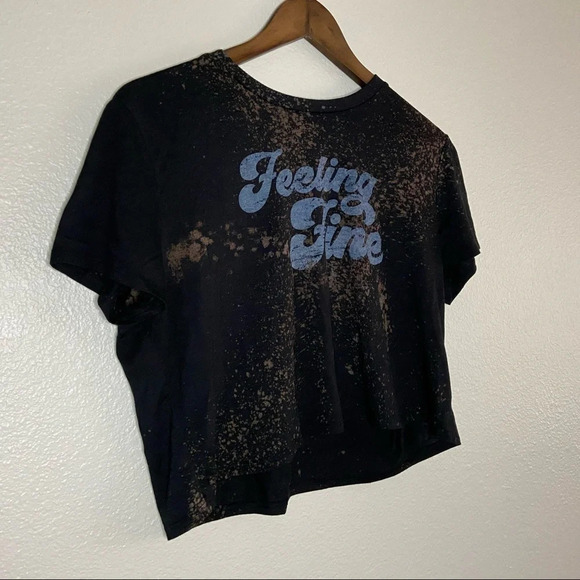 Cropped Graphic Tee Shirt Acid Wash Top Size Large “Feeling Fine” Boutique NEW - Picture 3 of 8